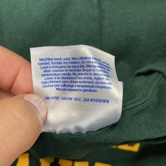 Hanes The Claymaker Green Bay Packers Short Sleeve Graphic Tshirt Size Small - Picture 6 of 6